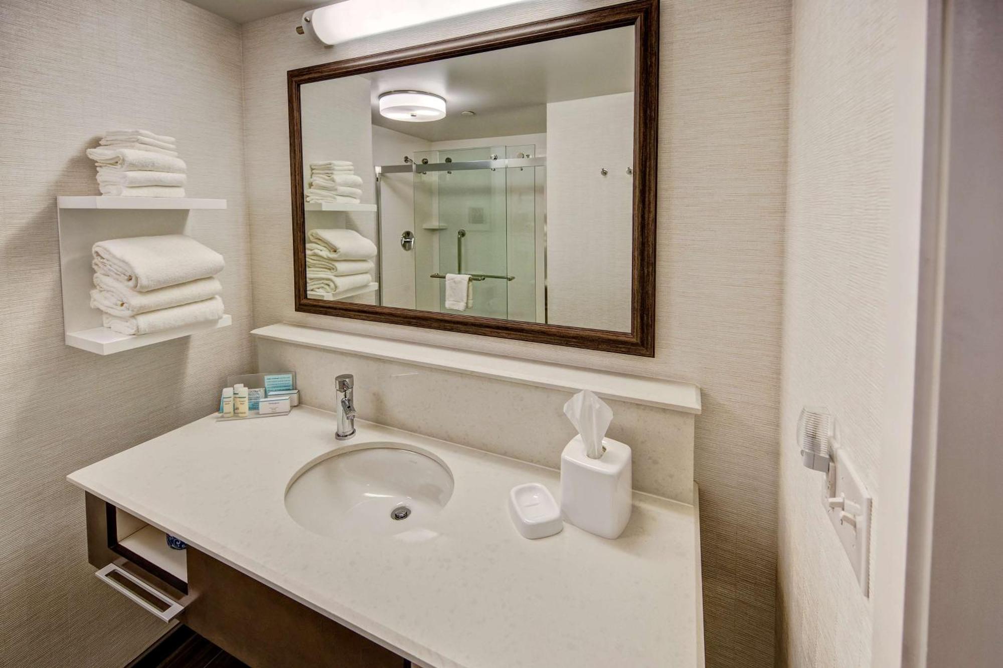 Hampton Inn & Suites Memphis Джърмантаун Екстериор снимка