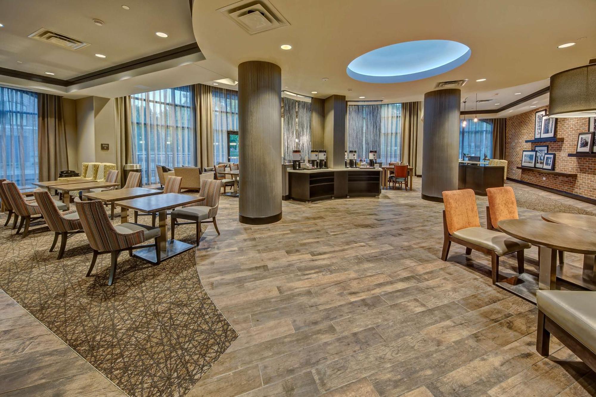 Hampton Inn & Suites Memphis Джърмантаун Екстериор снимка