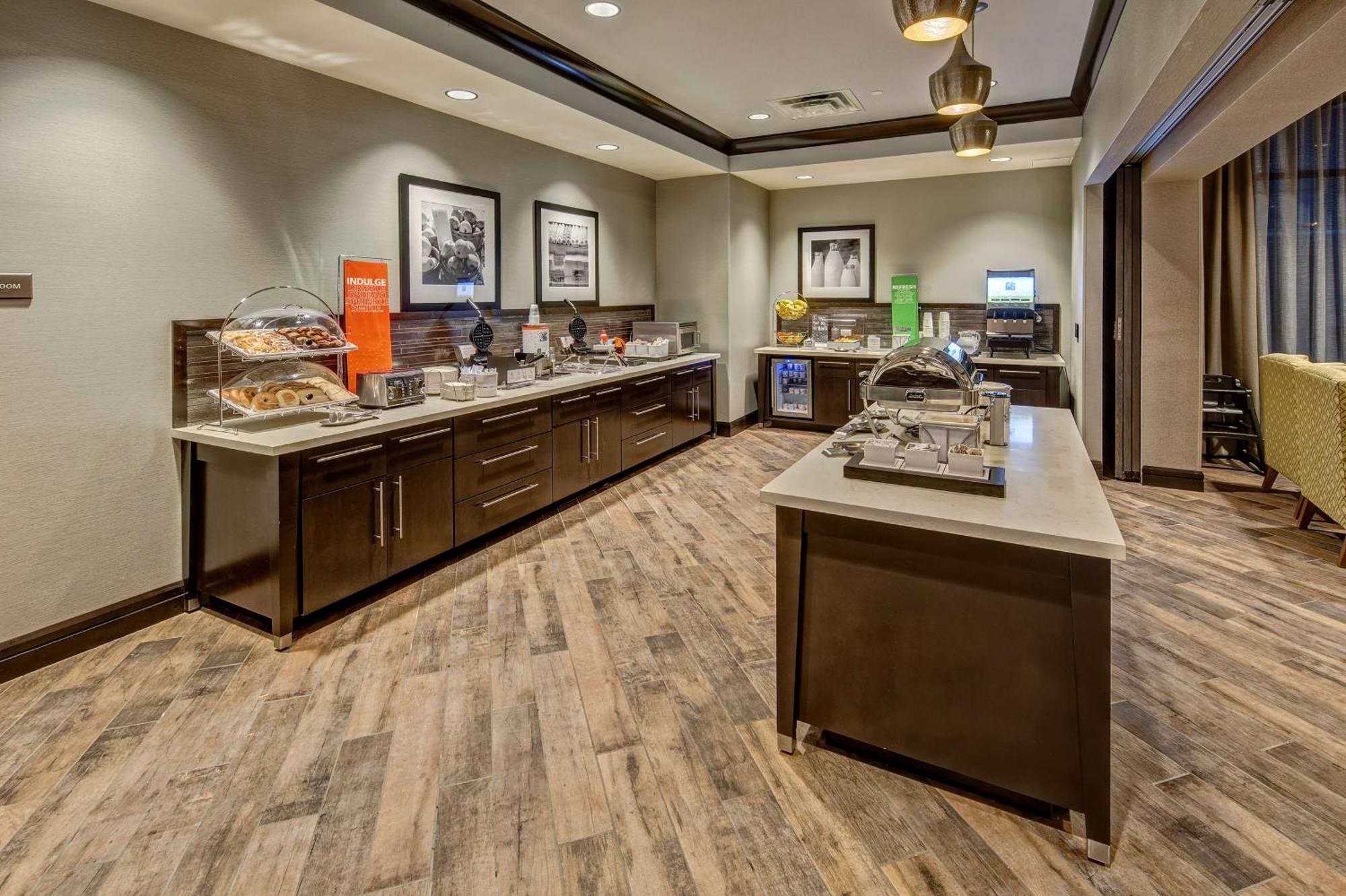 Hampton Inn & Suites Memphis Джърмантаун Екстериор снимка